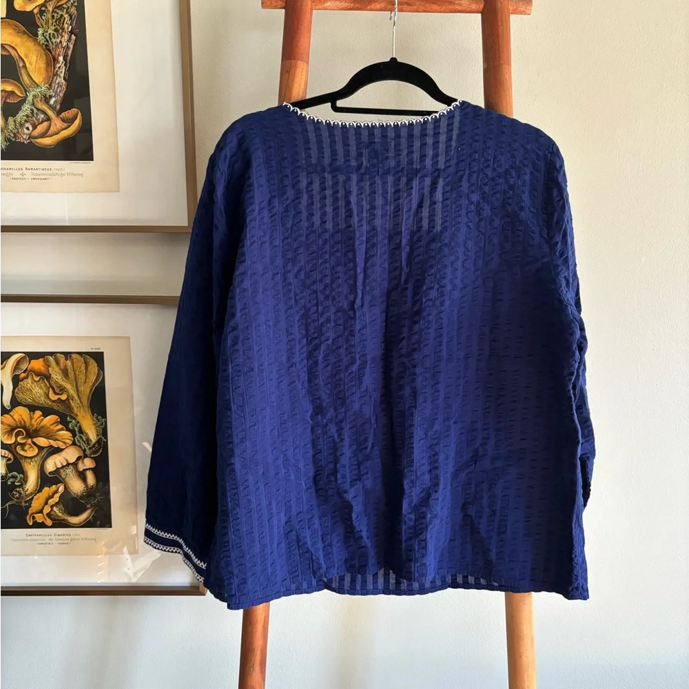 • J.Crew Blouse • - Picture 3 of 3